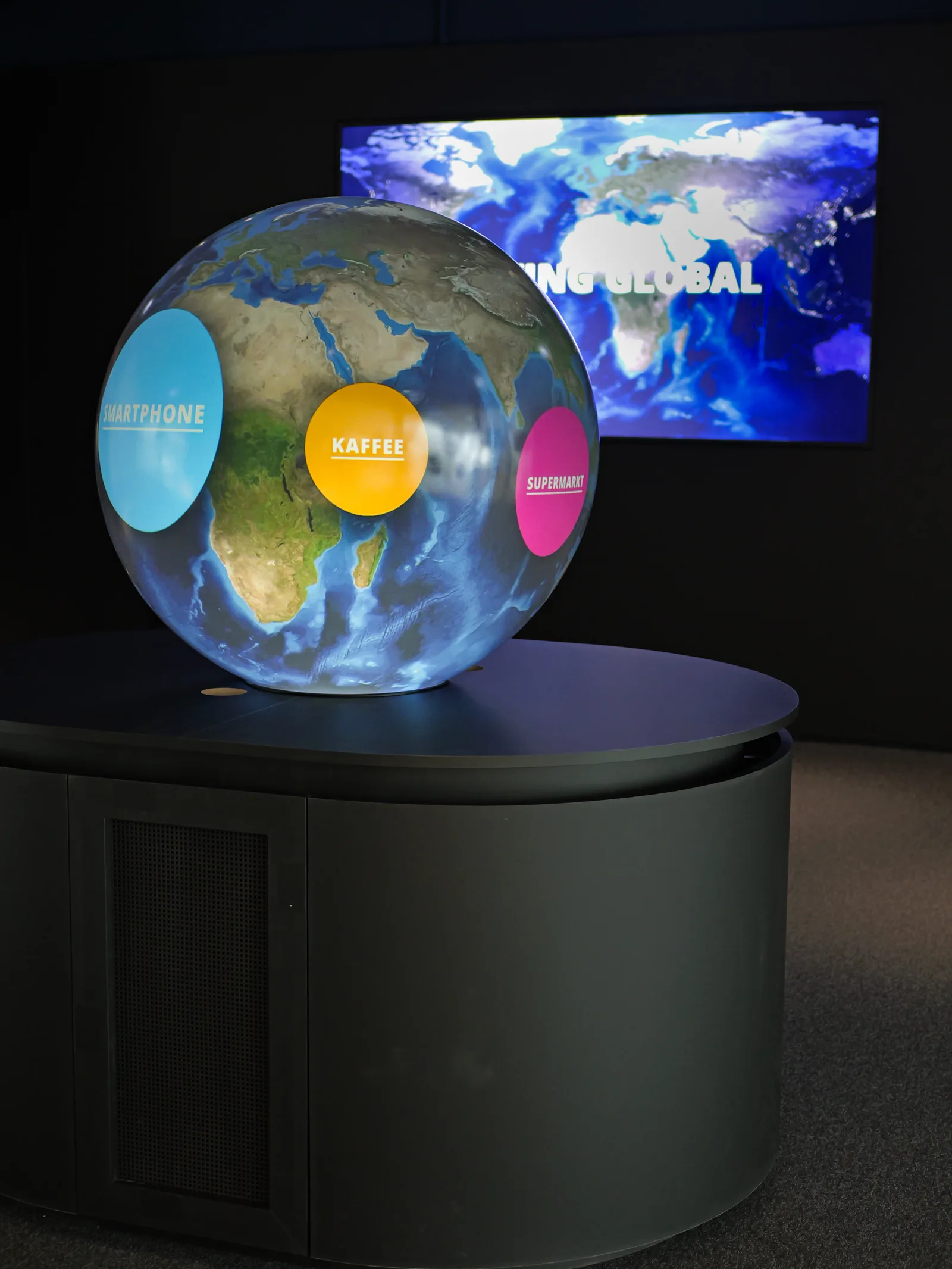 Interactive sphere integrated with the Financial Life Park exhibition