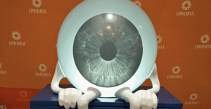 Syneos used the PufferTouch to resemble a giant human eye